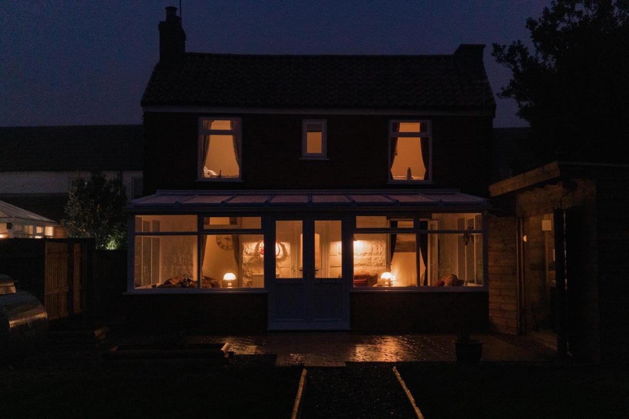 Hot Tub Pet Friendly Luxury Cosy Cottage, Near Withernsea And Patrington Welwick Extérieur photo