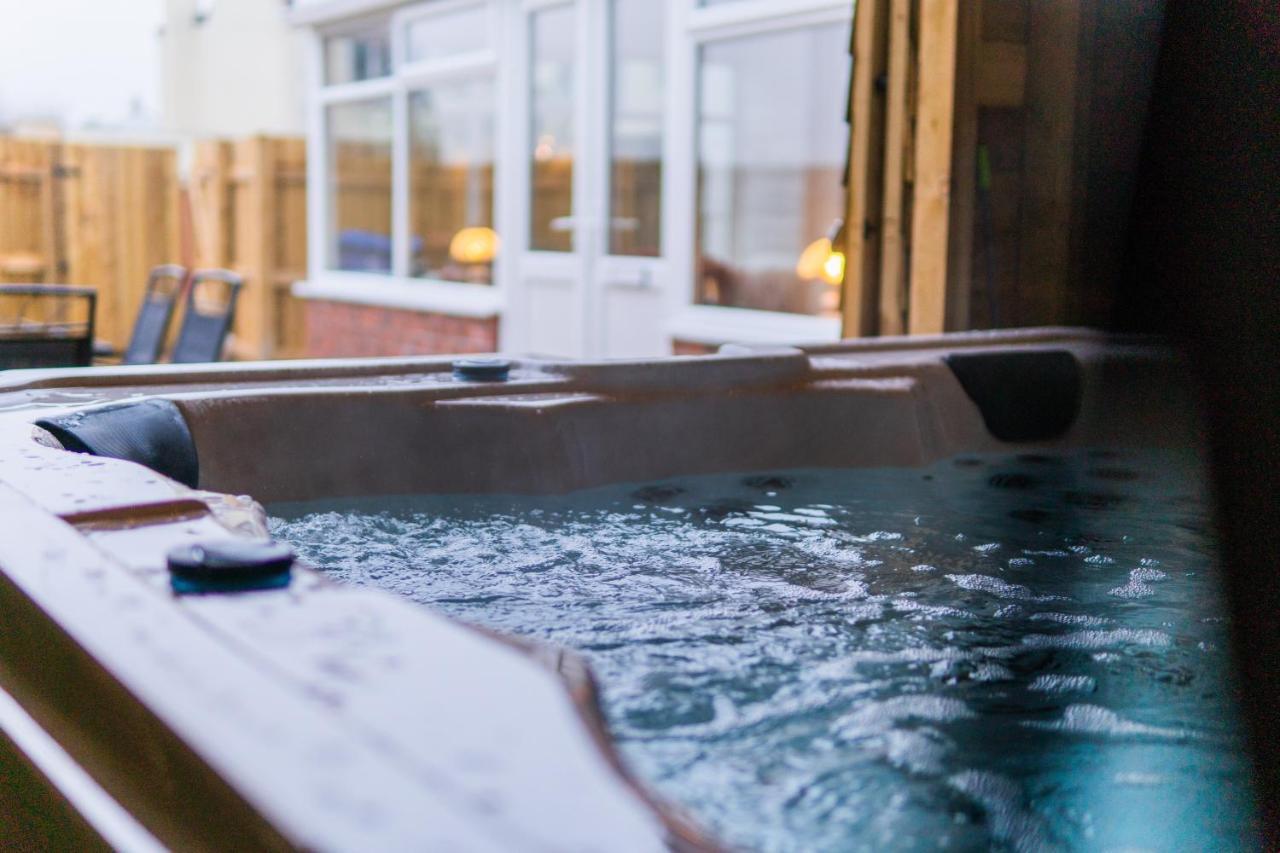 Hot Tub Pet Friendly Luxury Cosy Cottage, Near Withernsea And Patrington Welwick Extérieur photo